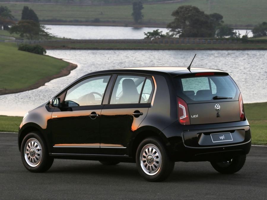  Volkswagen up! Black 2014 года  (BR) (фото 4 из 9)